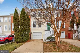 6808 Cedar Loch Ct, Centreville, VA 20121 - Photo 3