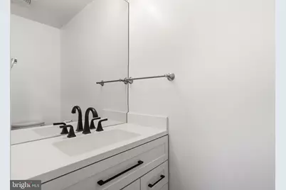 2146 Woodford Road, Vienna, VA 22182 - Photo 23