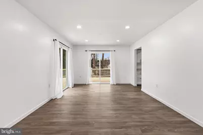 2146 Woodford Road, Vienna, VA 22182 - Photo 5