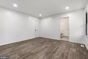 2146 Woodford Rd, Vienna, VA 22182 - Photo 15