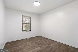 2146 Woodford Rd, Vienna, VA 22182 - Photo 17