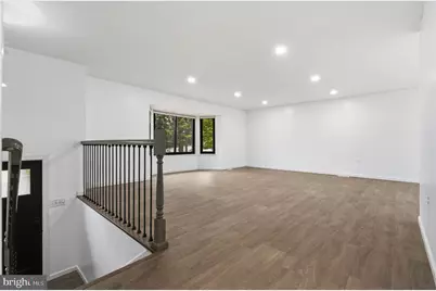 2146 Woodford Road, Vienna, VA 22182 - Photo 3