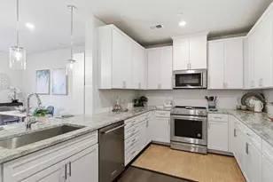 2960 Vaden Dr, Fairfax, VA 22031 - Photo 7