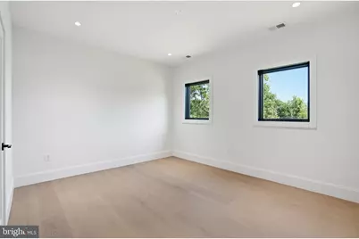 7421 Magarity Road, Falls Church, VA 22043 - Photo 55