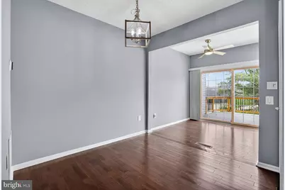 12105 Wedgeway Place, Fairfax, VA 22033 - Photo 7