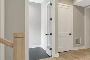 7400 Churchill Rd, McLean, VA 22101 - Photo 5