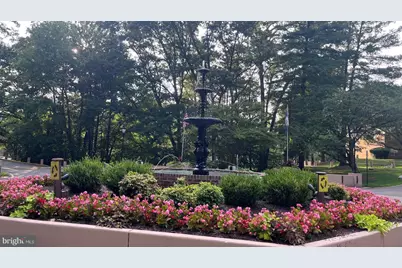 5904 Cove Landing Road #301, Burke, VA 22015 - Photo 3