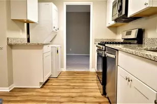 11818 Breton Ct, Reston, VA 20191 - Photo 7