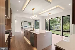 1111 Lakewood Dr SW, Vienna, VA 22180 - Photo 21