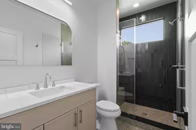 1111 Lakewood Drive SW, Vienna, VA 22180 - Photo 61