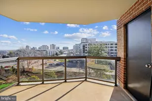 8340 Greensboro Dr, McLean, VA 22102 - Photo 21