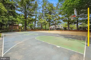 8340 Greensboro Dr, McLean, VA 22102 - Photo 61