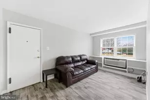 2239 Farrington Ave, Alexandria, VA 22303 - Photo 7