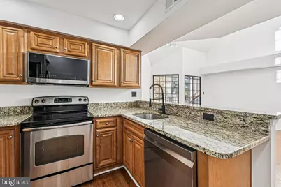 6006 Curtier Drive #F, Alexandria, VA 22310 - Photo 7