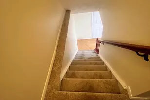 8679 Hickory Ridge Ct, Springfield, VA 22153 - Photo 13