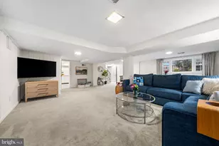 3216 Patrick Henry Dr, Falls Church, VA 22044 - Photo 21