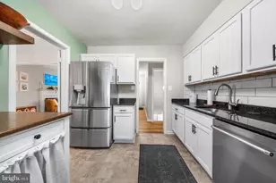 3216 Patrick Henry Dr, Falls Church, VA 22044 - Photo 9