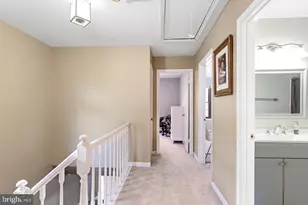 3939 Tallow Tree Pl, Fairfax, VA 22033 - Photo 3