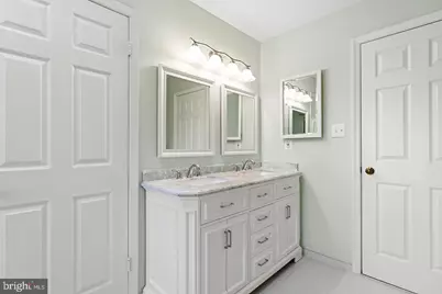 3939 Tallow Tree Place, Fairfax, VA 22033 - Photo 9