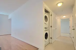 2451 Midtown Ave, Alexandria, VA 22303 - Photo 9