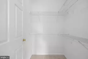 11330 Westbrook Mill Ln, Fairfax, VA 22030 - Photo 11