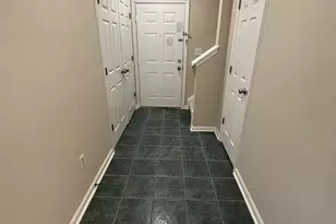 11330 Westbrook Mill Ln, Fairfax, VA 22030 - Photo 3