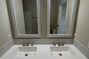 11330 Westbrook Mill Ln, Fairfax, VA 22030 - Photo 9