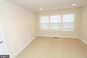 8043 Reserve Way, Vienna, VA 22182 - Photo 17