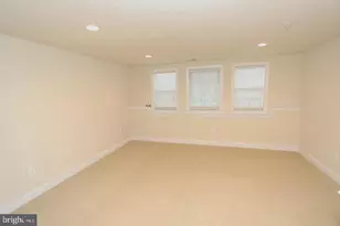 8043 Reserve Way, Vienna, VA 22182 - Photo 19