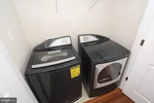 8043 Reserve Way, Vienna, VA 22182 - Photo 25