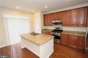 8043 Reserve Way, Vienna, VA 22182 - Photo 5