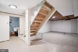 8112 Accotink Dr, Annandale, VA 22003 - Photo 33