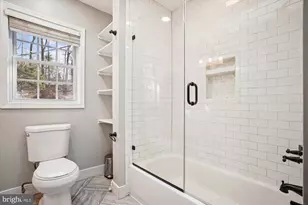 8112 Accotink Dr, Annandale, VA 22003 - Photo 19