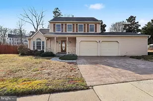 5819 Stone Ridge Dr, Centreville, VA 20120 - Photo 3