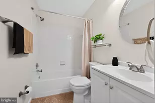 10204 Ashbrooke Ct, Oakton, VA 22124 - Photo 15