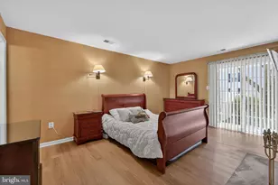 10204 Ashbrooke Ct, Oakton, VA 22124 - Photo 9