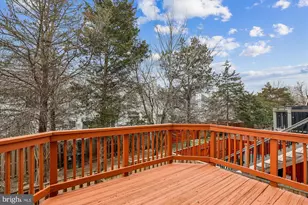 5503 Sacramento Mews Pl, Alexandria, VA 22309 - Photo 3