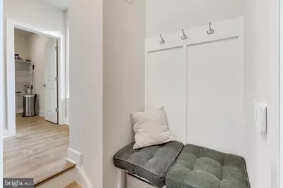 3897 Hillview Court, Alexandria, VA 22310 - Photo 23