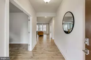 3897 Hillview Ct, Alexandria, VA 22310 - Photo 7