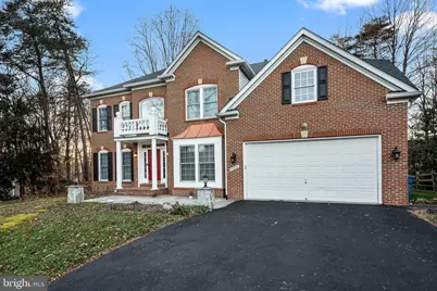 4924 Berkshire Woods Drive, Fairfax, VA 22030 - Photo 3