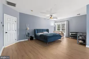 4924 Berkshire Woods Dr, Fairfax, VA 22030 - Photo 25