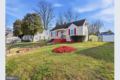 6821 Barrett Road, Falls Church, VA 22042 - Photo 3