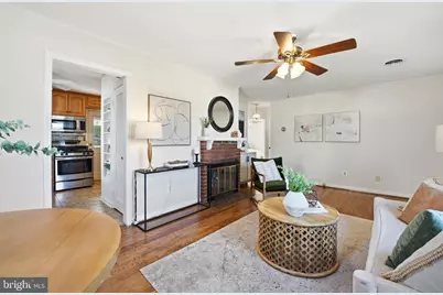 6821 Barrett Road, Falls Church, VA 22042 - Photo 7