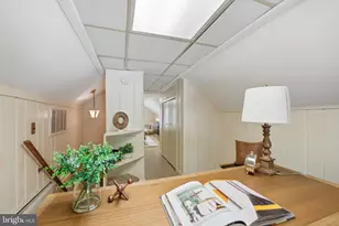 6821 Barrett Rd, Falls Church, VA 22042 - Photo 23