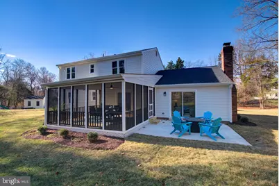 929 Holly Creek Drive, Great Falls, VA 22066 - Photo 23