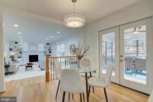 929 Holly Creek Dr, Great Falls, VA 22066 - Photo 9