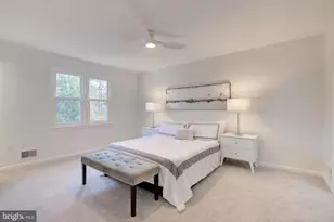 929 Holly Creek Dr, Great Falls, VA 22066 - Photo 13