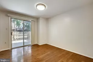 3032 Braxton Wood Ct, Fairfax, VA 22031 - Photo 11