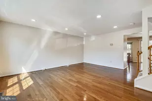 3032 Braxton Wood Ct, Fairfax, VA 22031 - Photo 5