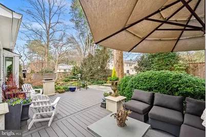 8527 Pappas Way, Annandale, VA 22003 - Photo 7